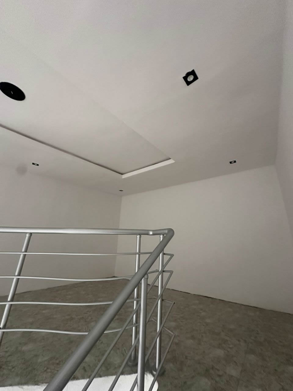CASTLE &amp; ASHBY 4 Bedroom Terrace Duplex (all rooms en-suite ) with a maid"s room