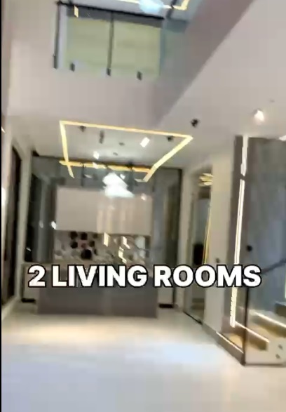 Luxury 5 bedroom fully detached duplex