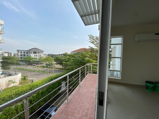 2-BEDROOM WATERFRONT PROPERTY  BANANA ISLAND ESTATE , IKOYI