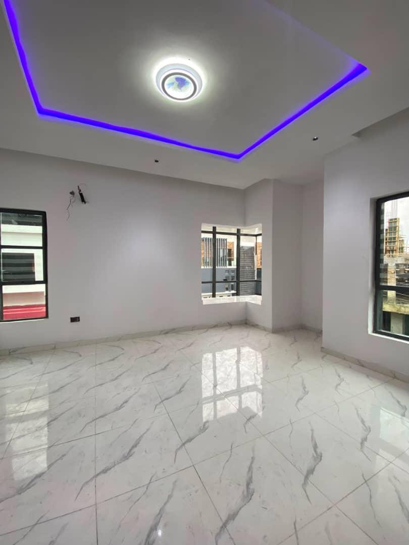 5-Bedroom Fully Detached Duplex • Ologolo Lekki
